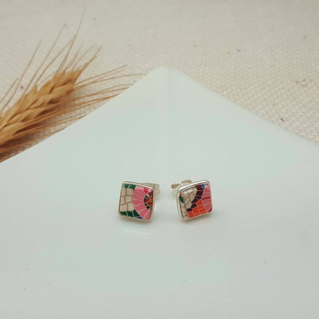 PASTACUITA - Wholesale Stud/Post Earrings - Gaudi modern style square button earrings. "Erin" Collection8