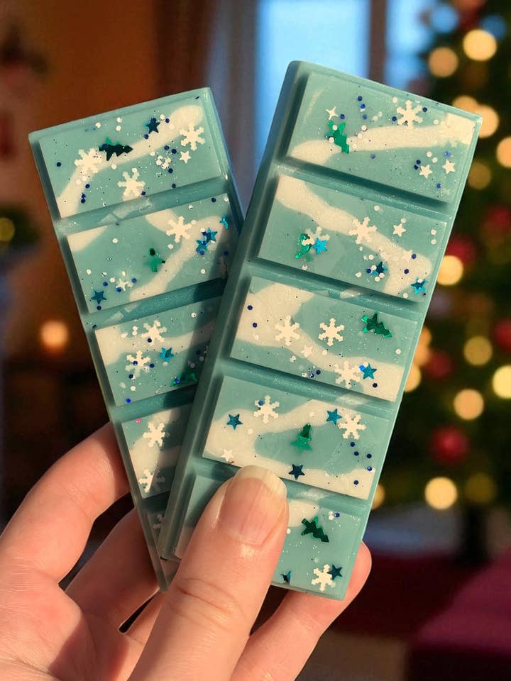 Frosted Juniper- 1.9oz Parasoy Wax Melt- Christmas 2025 for wholesale by Miss Gibbly’s Creations