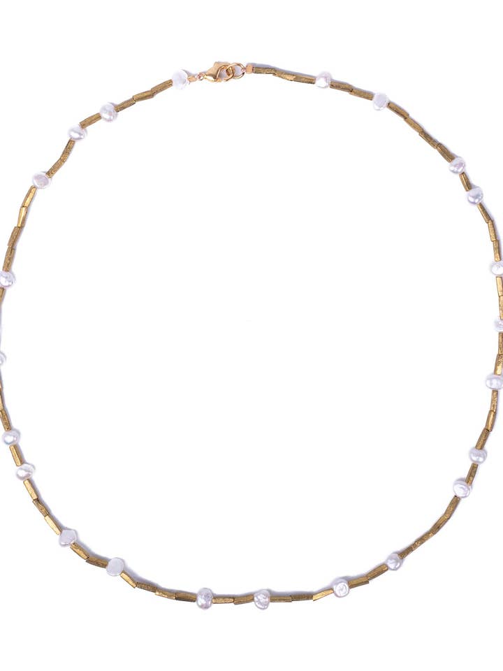 Collana Nymphea per la vendita all'ingrosso da parte di Maison Plune