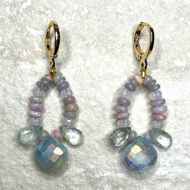 'Traum'-Ohrringe aus Opal und Aquamarin für den Großhandel von Clarke Palmer