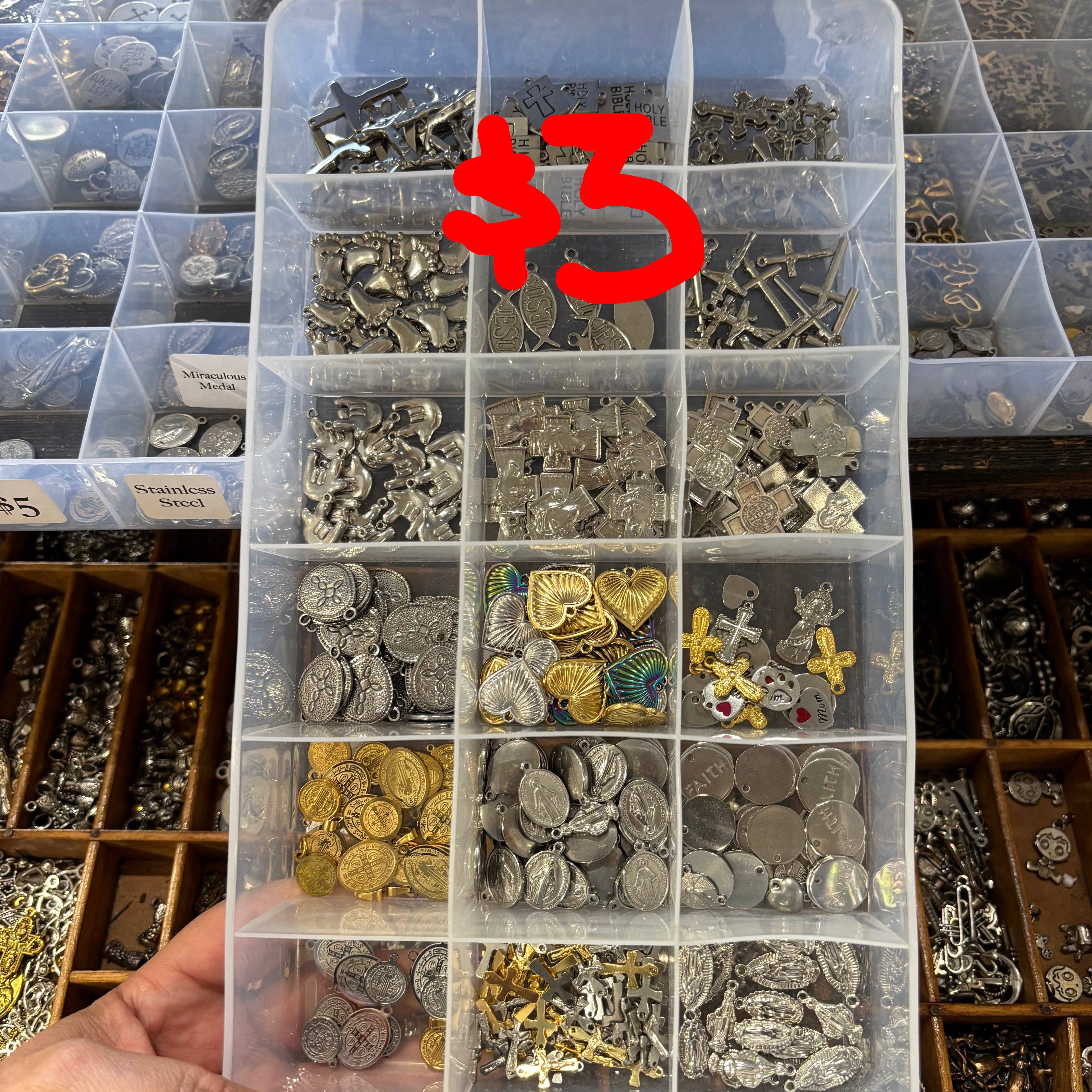 Love and Honor Jesus LLC – Engroshandel Armbånd med vedhæng – Charm Bar9