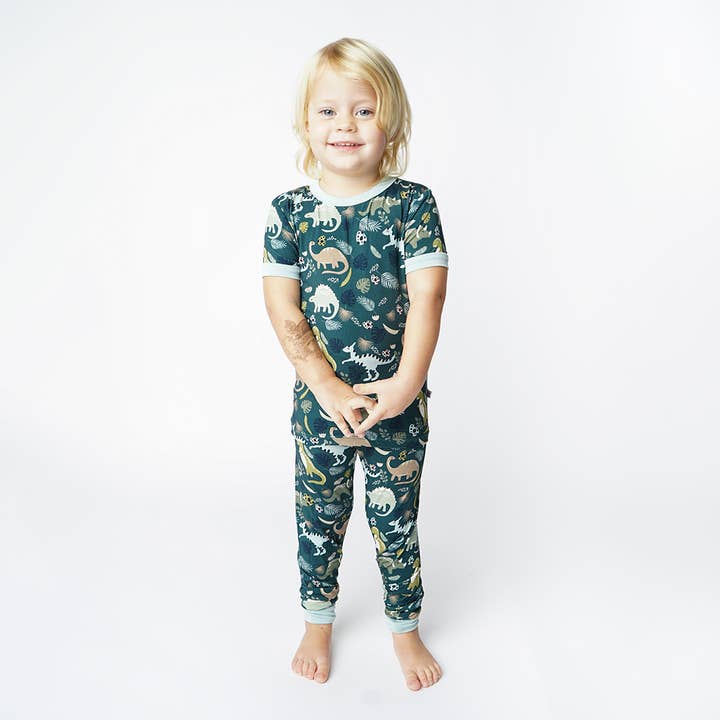 Emerson and Friends - Wholesale Pyjamaset - Kinderen - Prehistoric Friends Dinosaur Kinderkleding Bamboe Pyjama Slaapset1