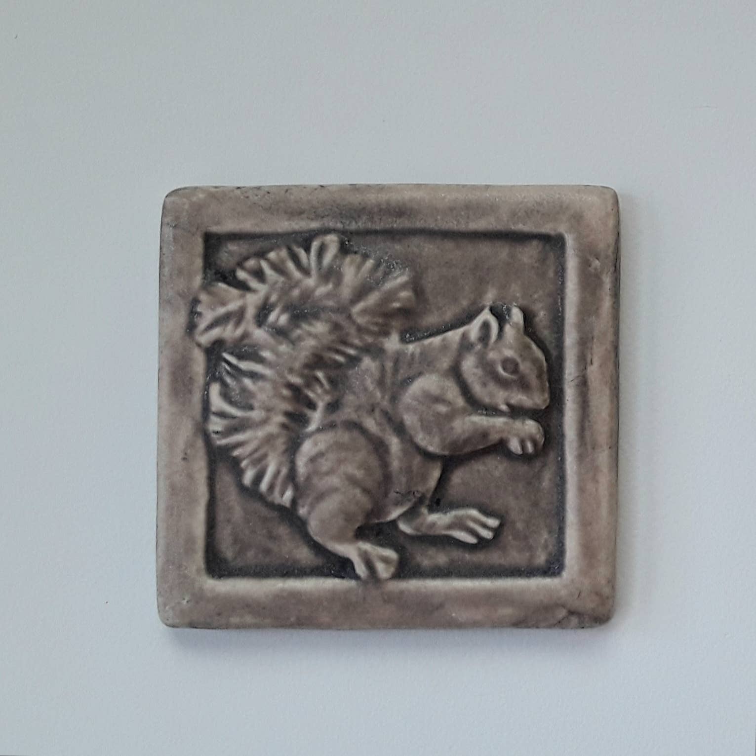 Whistling Frog Tile Inc. - Wholesale Wall Tile - Fred the Squirrel Art Tile 4x4"2