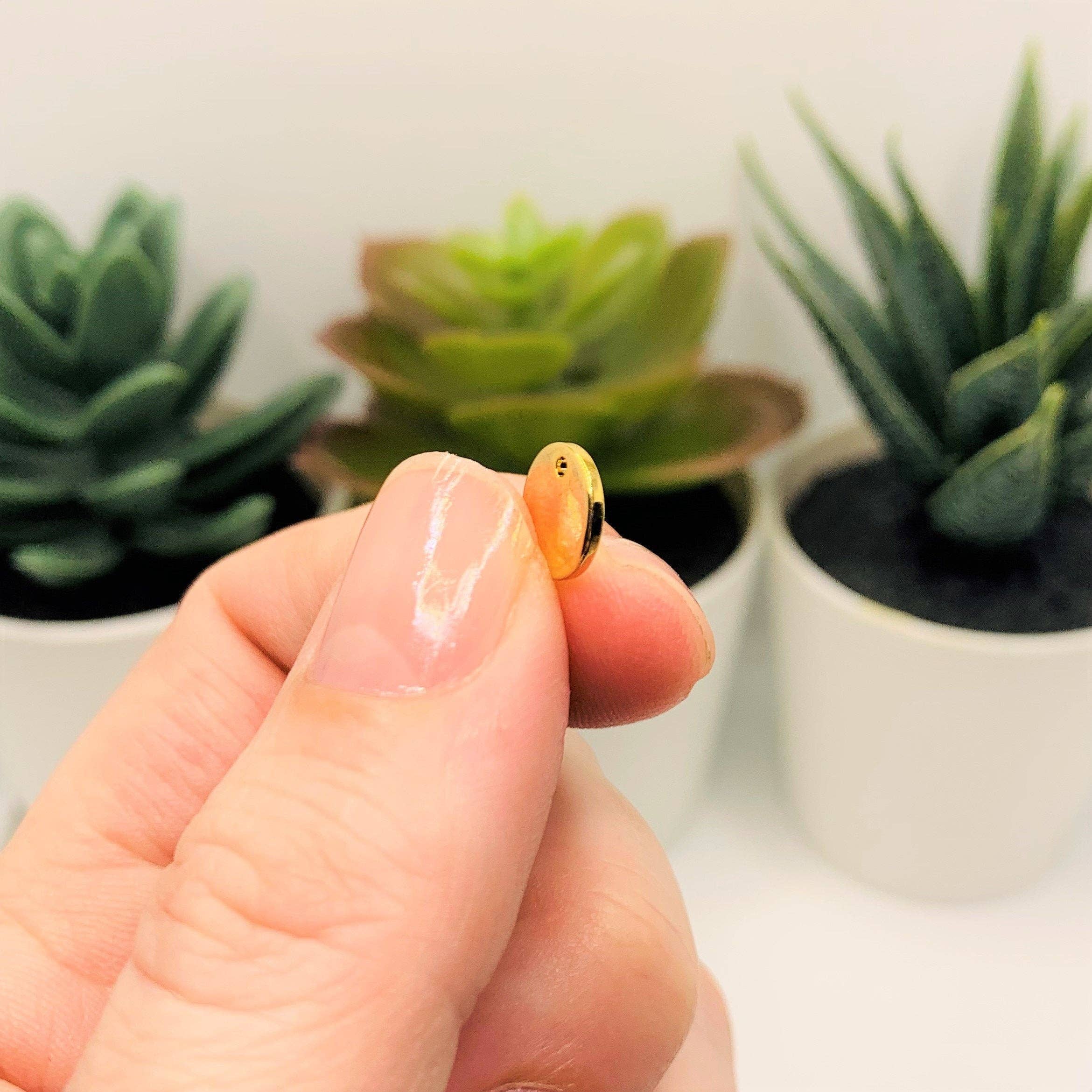 Guerrilla Charm – wholesale Craft supplies – 8 mm, 18k Gold Plated Stamping Tag Blanks2