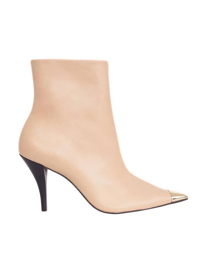 Inga Enkellaarzen van Kalfsleer Inga – 8,7 cm Hoge Puntige Neus voor wholesale door Mangará Atelier