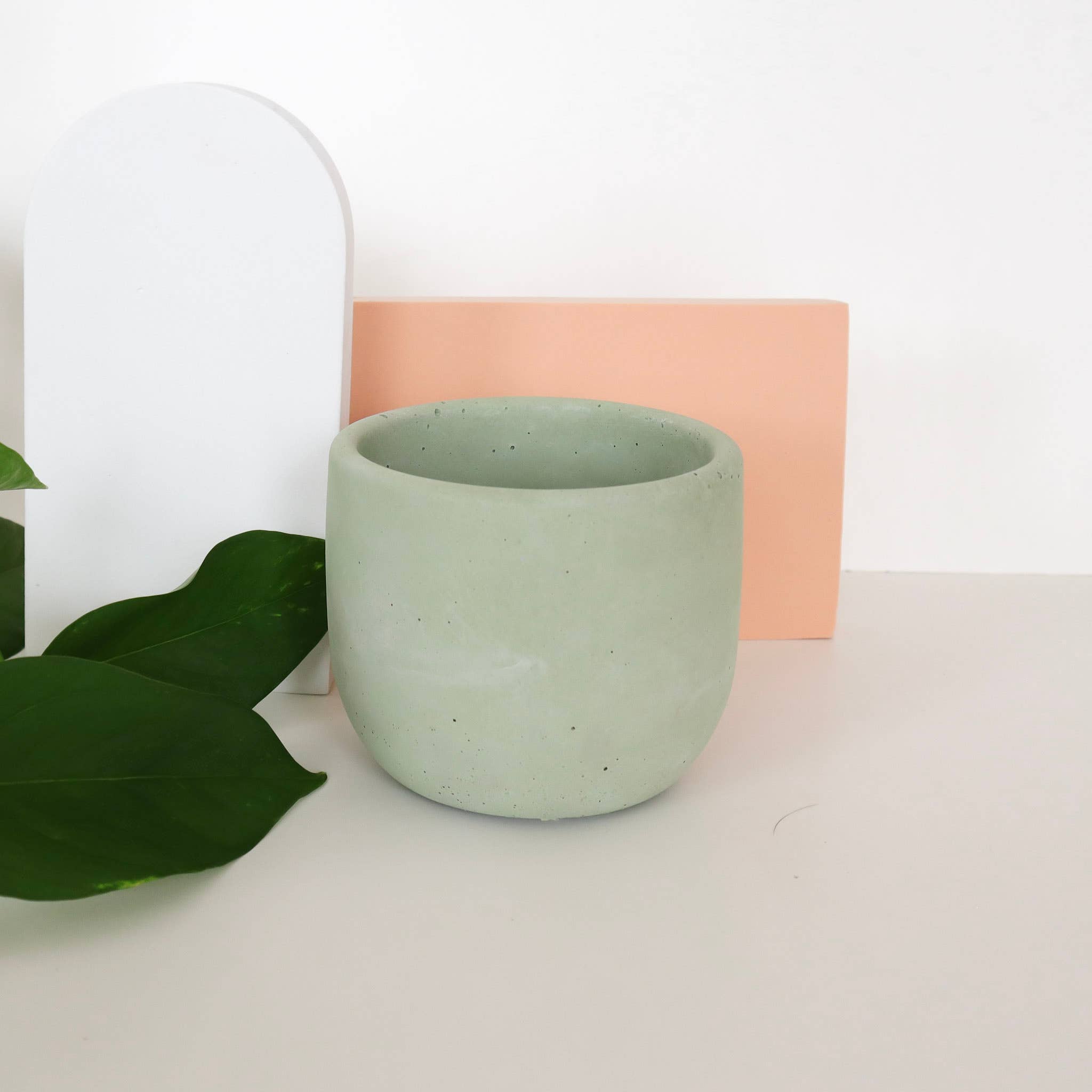 The Plant Supply - Wholesale Plant Pot - Concrete Planter - 4" | Plant Pot With Drainage Hole12