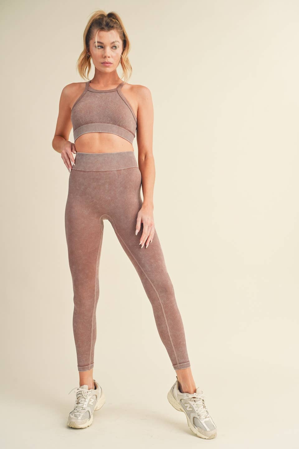 KIMBERLY C - Vente Ensemble de sport – femme - Ensemble soutien-gorge côtelé sans couture et legging à col haut19