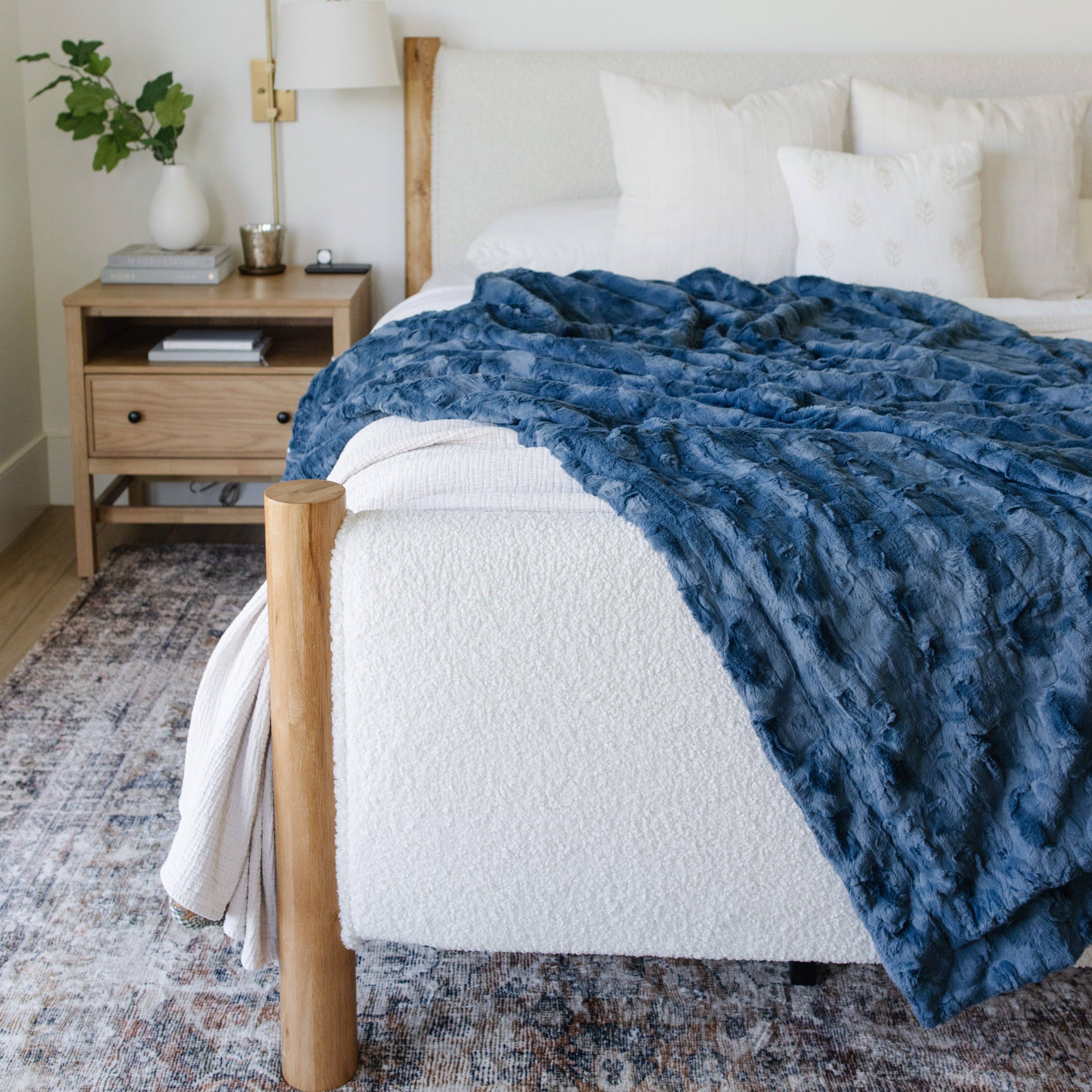 Saranoni - Wholesale Throw Blanket - PATTERNED FAUX FUR XL THROW BLANKETS63