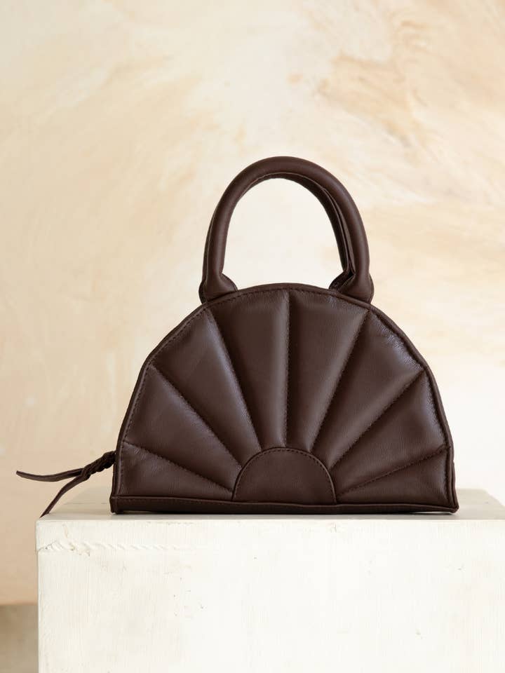 Soleil Mini Tote // Choklad för wholesale av Hobo and Hatch