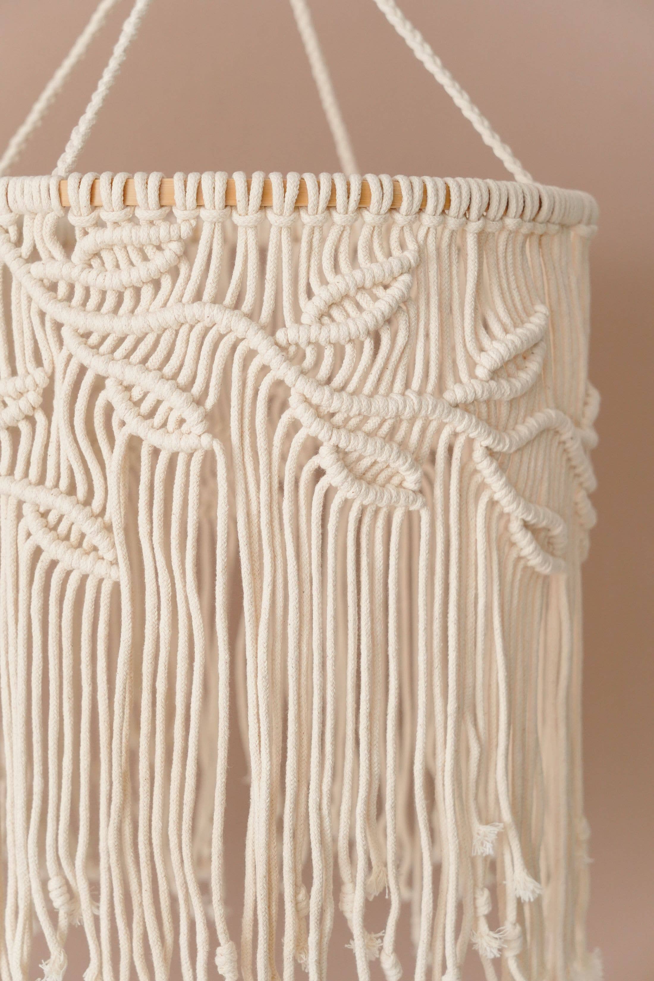 HeartCrafted – wholesale Lampshade – Macrame Lamp Shape V1410
