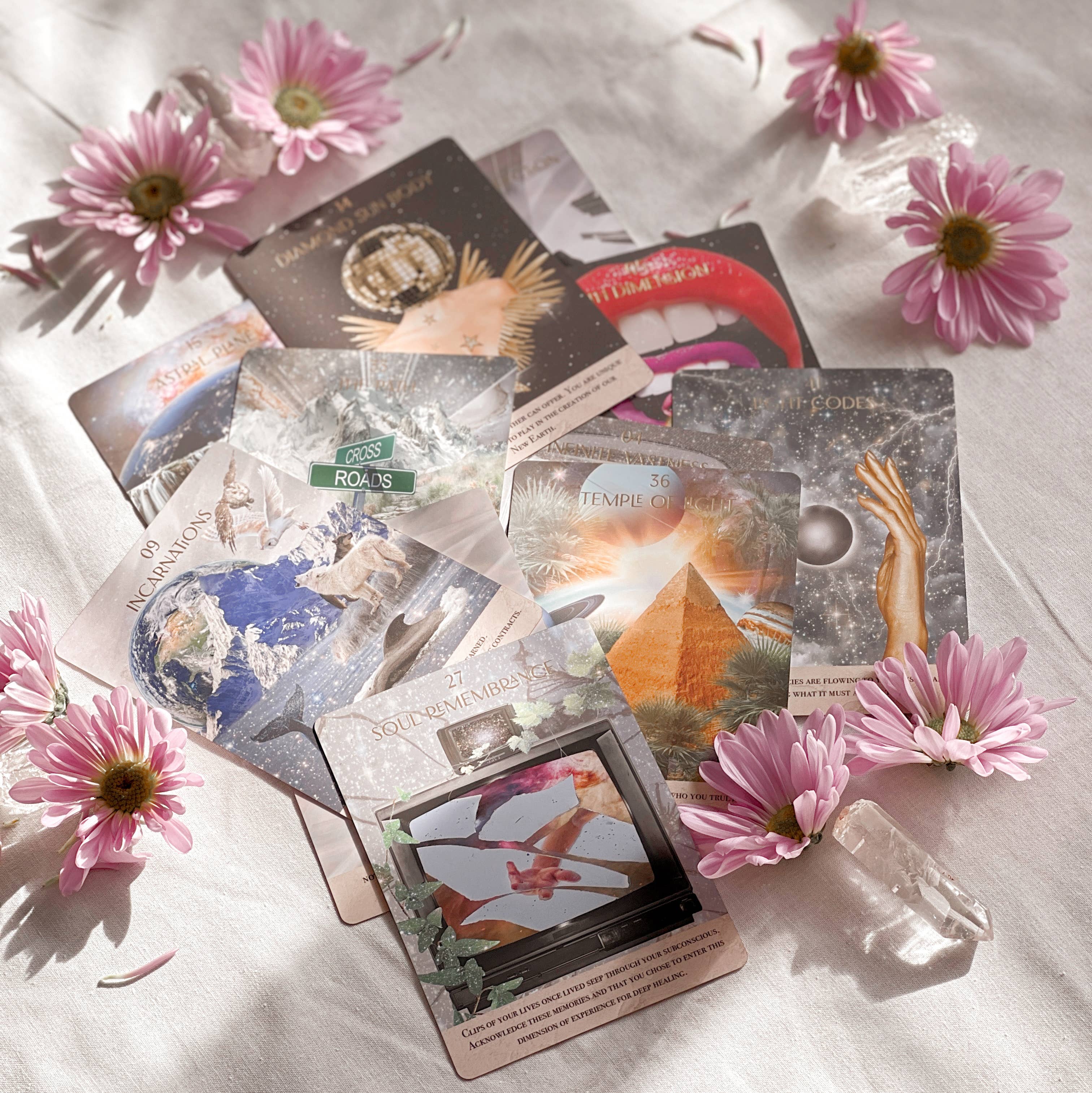 REMOVED BRAND - Wholesale Tarot Cards - Starlight Frequencies Oracle Deck7