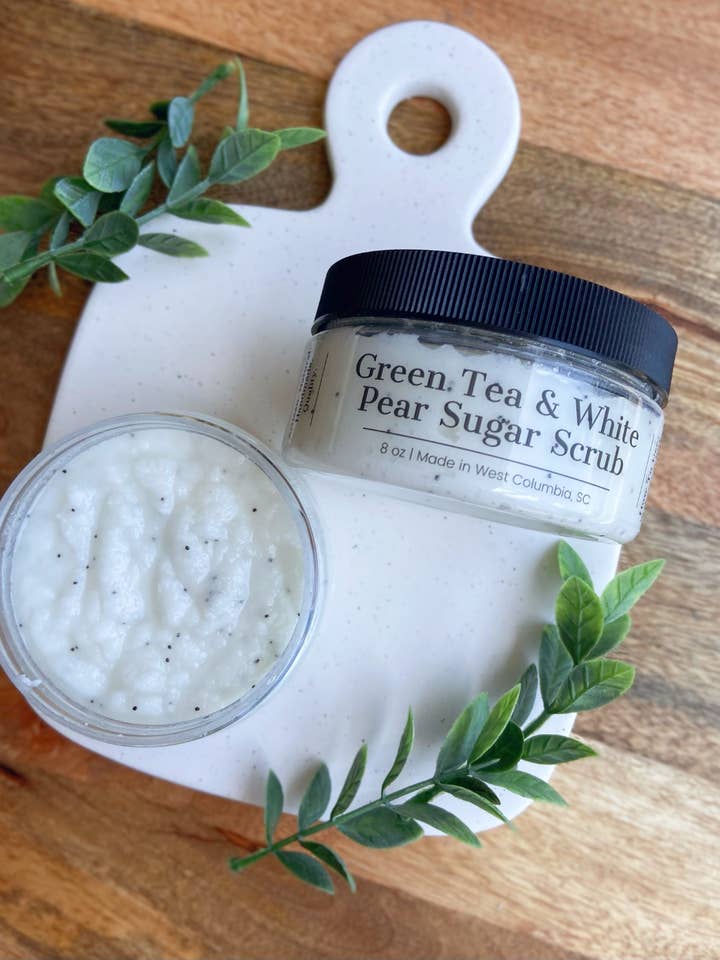 Gommage au thé vert et au sucre de poire blanche pour la vente par WECO Soap Co.