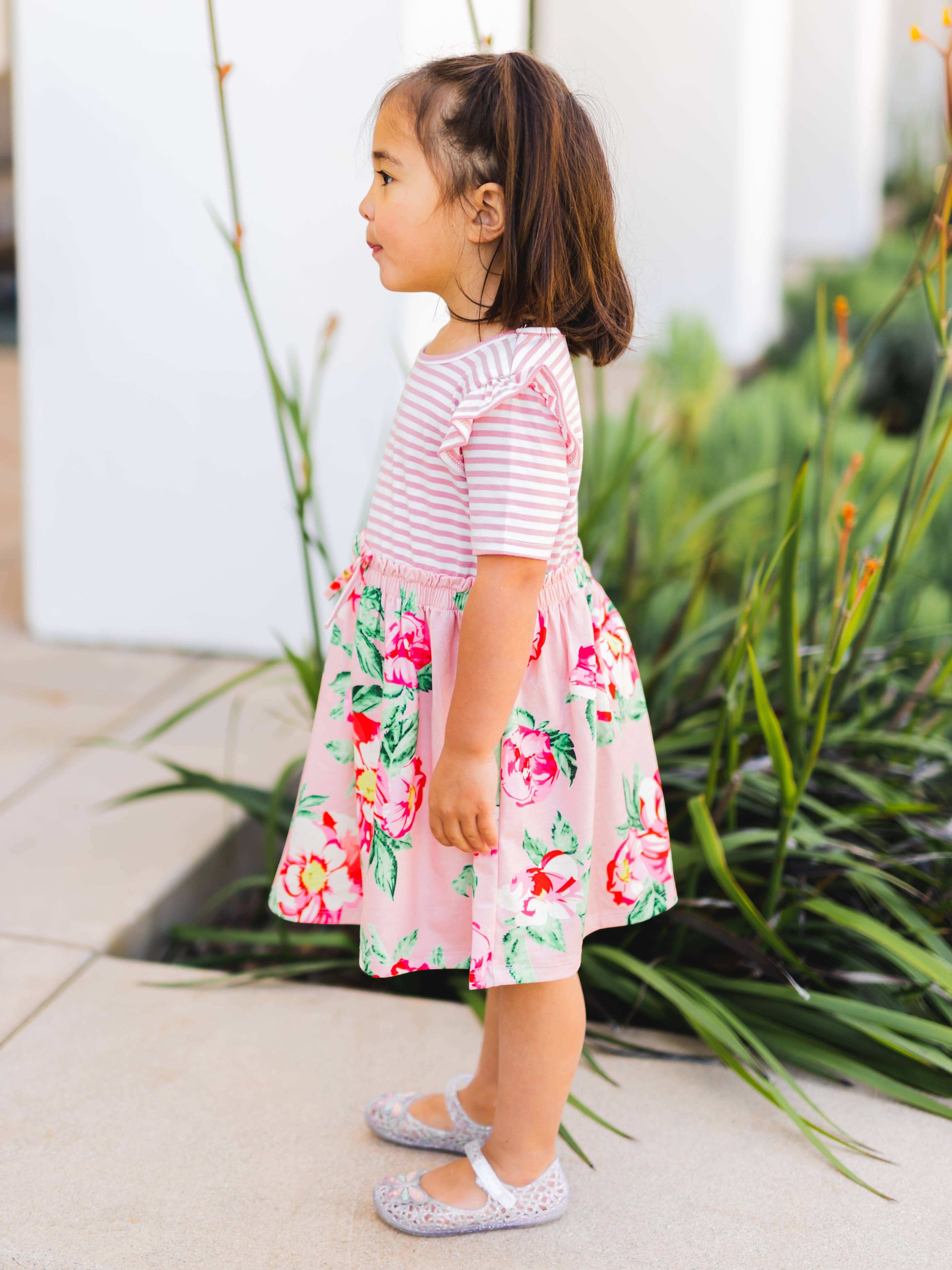 Tickled Teal - Vente Robe – enfant - Robe à rayures et fleurs pour petites filles9