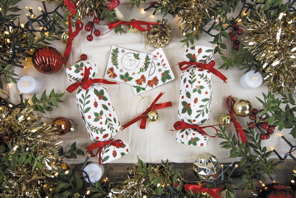 Tim&Puce Factory - Wholesale Christmas Decoration - SMALL HOLLY CRACKERS X53