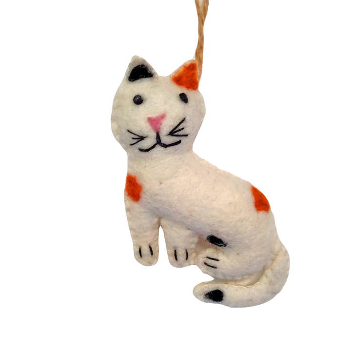 Cat decoration - white for wholesale by Koseli Handmade