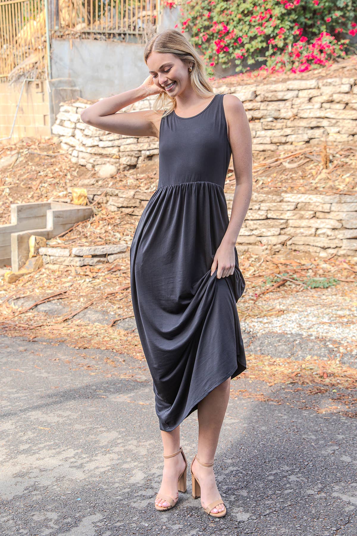 You & Me - Vendita all'ingrosso Vestito - Donna - YMD10095V-ABITO LUNGO SENZA MANICHE A TINTA UNITA8