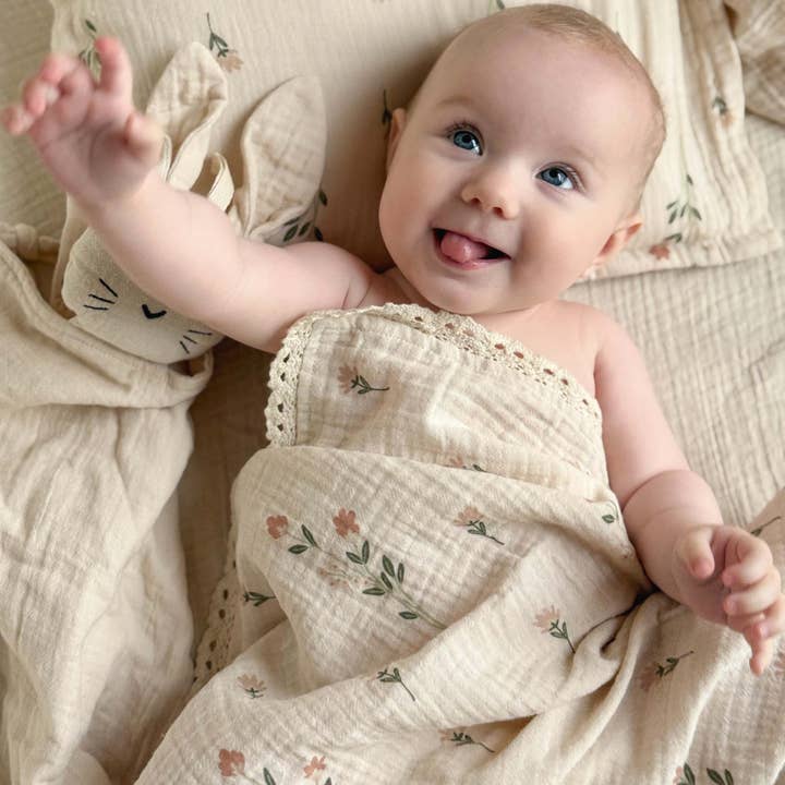 Summerville organic – Engroshandel Sengetæppe - Børn og baby – Baby Krølle Tæppe Blonder Nostalgia Økologisk Bomuld1