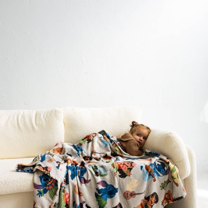 Ellie Sue - Wholesale Throw Blanket - Ohana Double Sided Throw Blanket