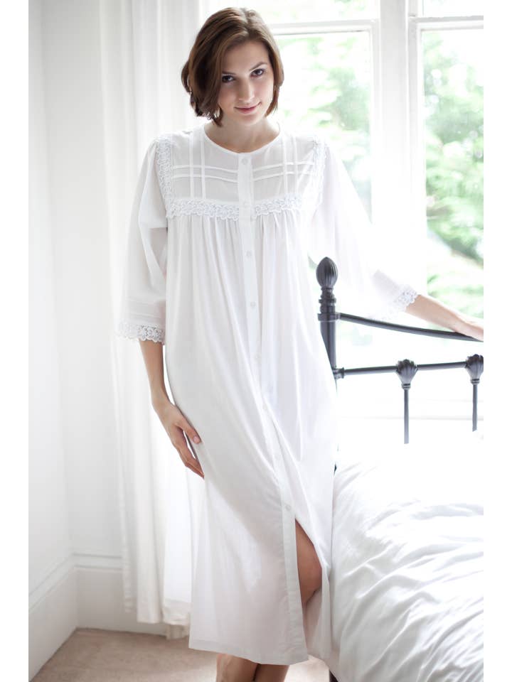 Cottonreal - Vendita all'ingrosso Camicia da notte da donna - Camicia da notte vittoriana in cotone lawn Cassia1