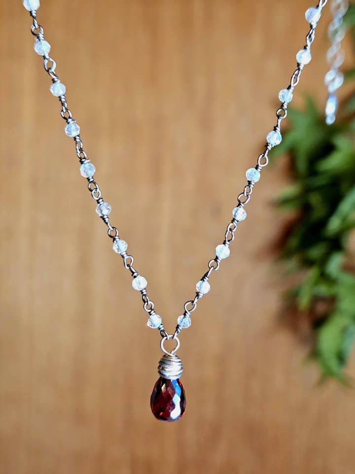 OX) Collar de granate y labradorita NRD2925OX para venta al por mayor de KRISTIN FORD Jewelry With Meaning