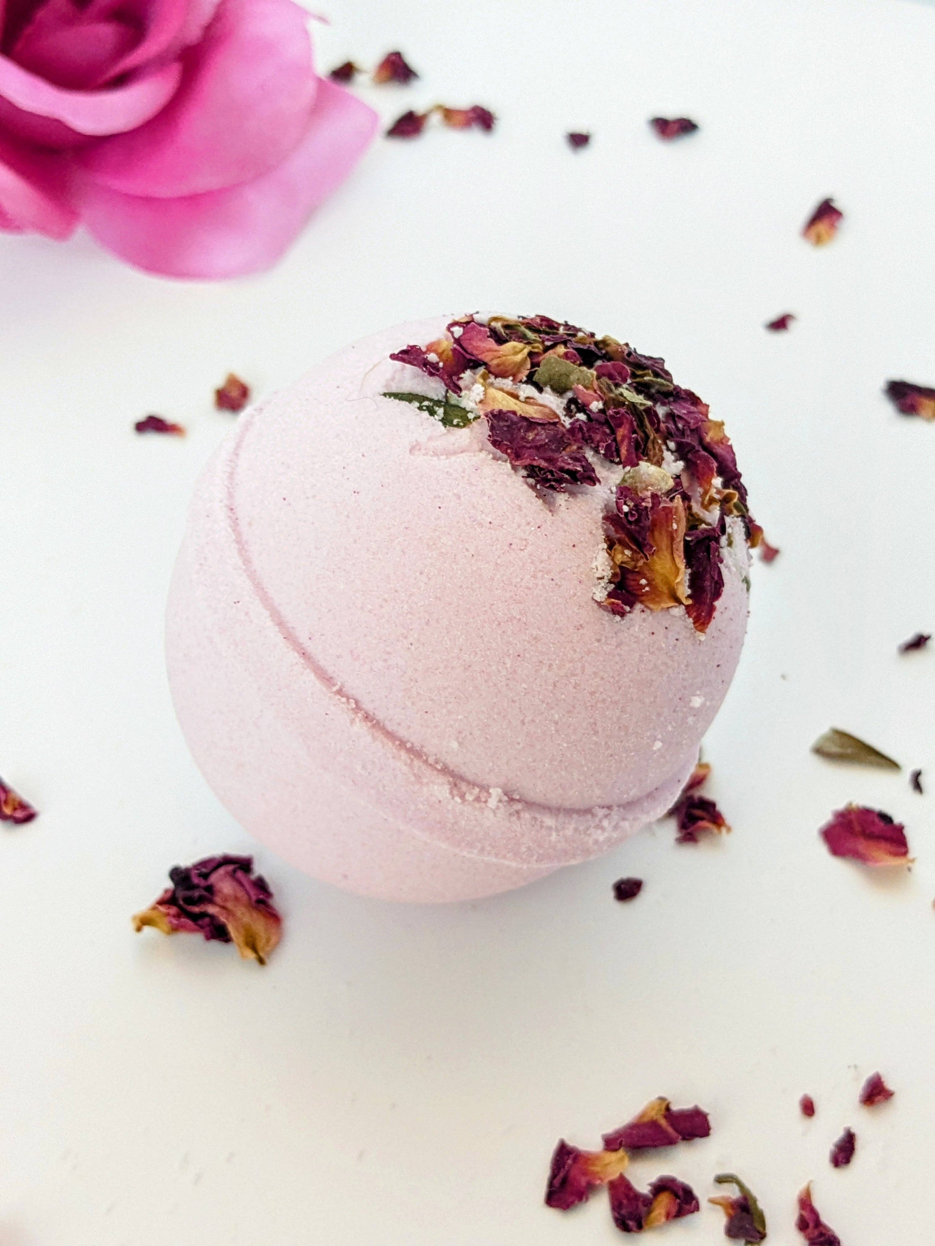 Beachy Bubbles Bath Co - Wholesale Bath Bomb/Fizz - Love Letter Bath Bomb1