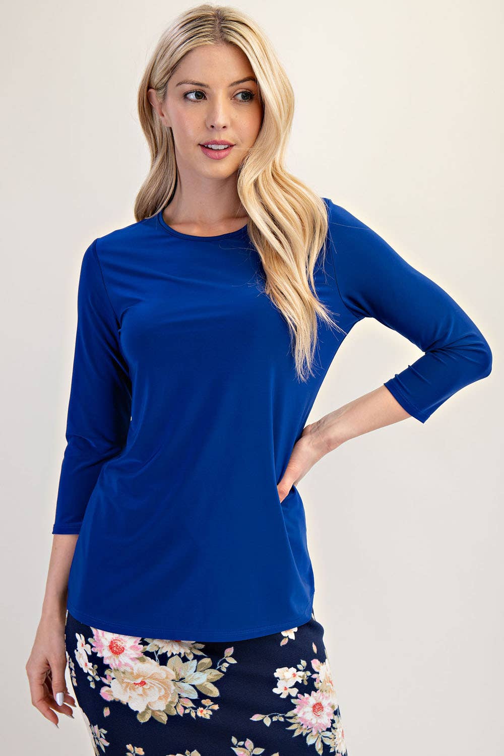 Celeste Clothing - Venta al por mayor Camiseta - Mujer - TOP DE CAPAS SIN ARRUGAS CON MANGAS 3/4 -CT1321447