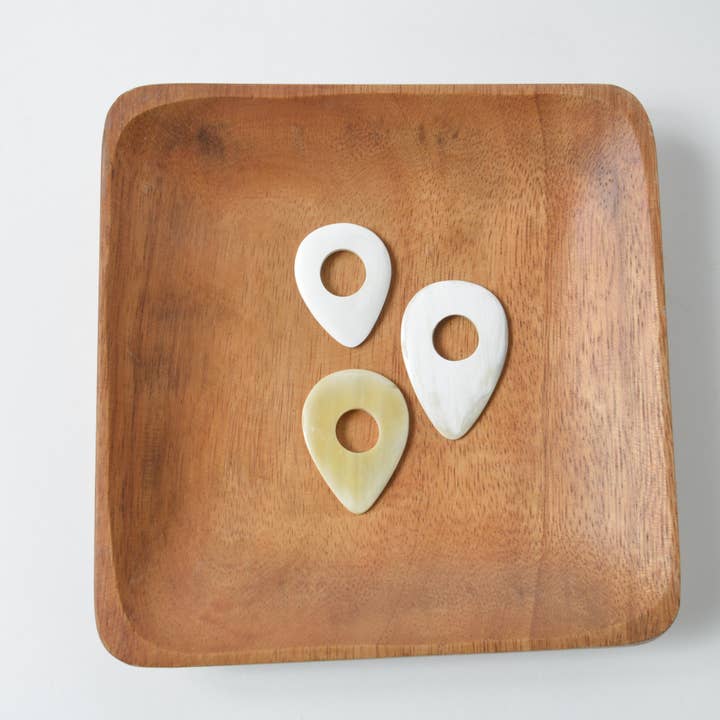MAADILI COLLECTIVE - Wholesale Music Accessory - Horn Guitar Pick