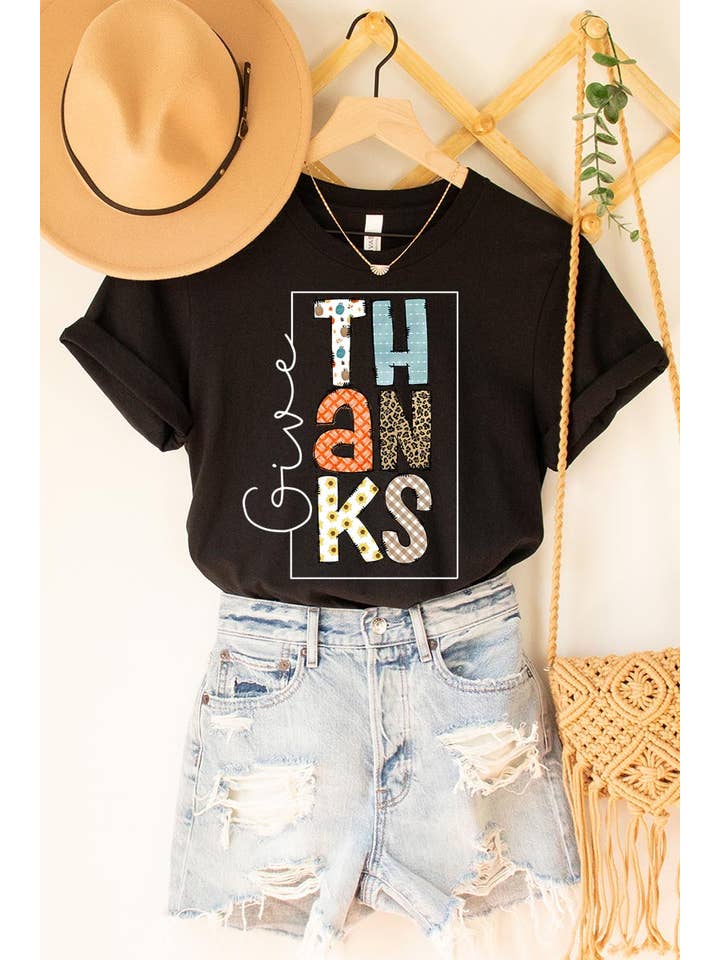 COLORBEAR – T-shirt estampada - Mulher por atacado – DAR GRAÇAS MANGA CURTA UNISSEX4