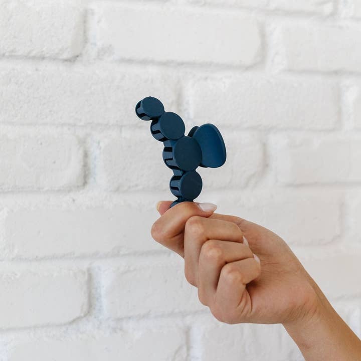 Shop Andi - Wholesale Hair Clip - Women's - Circles Claw Clip11