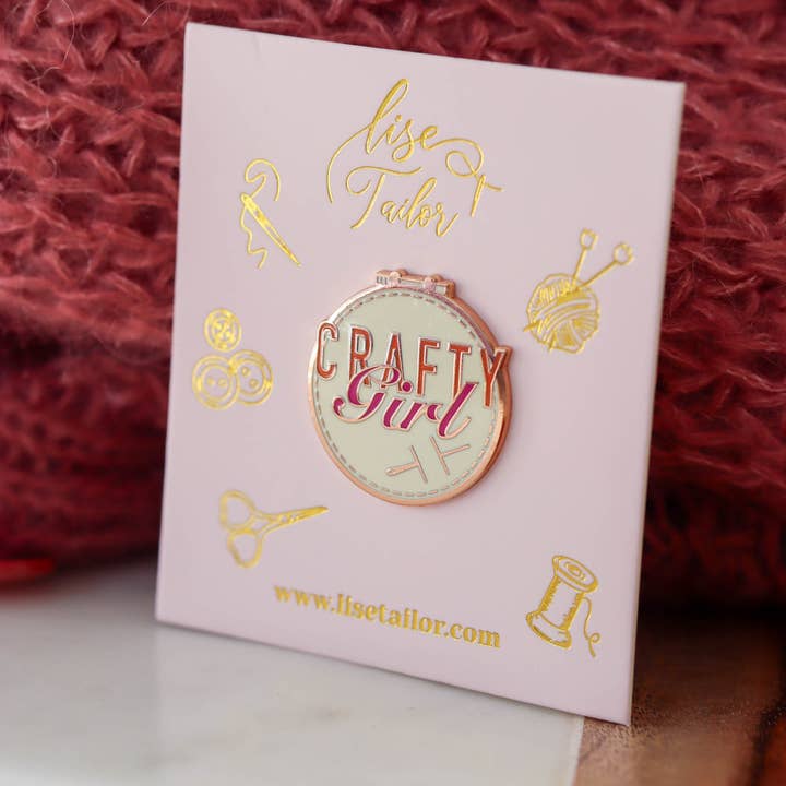 Lise Tailor - Wholesale Knitting/Crochet Supplies - Crafty Girl Magnetic Needle Holder1