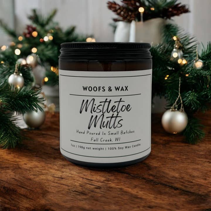 Woofs & Wax - Wholesale Jar/Filled Candle - Mistletoe Mutts Candle - 7oz 100% Soy