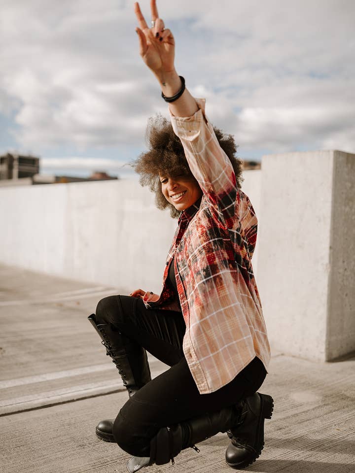 Create Good Company - Wholesale Button Down Shirt - Women's - Trashed Shirts * Bleached Flannels/Shirts Refill Pack