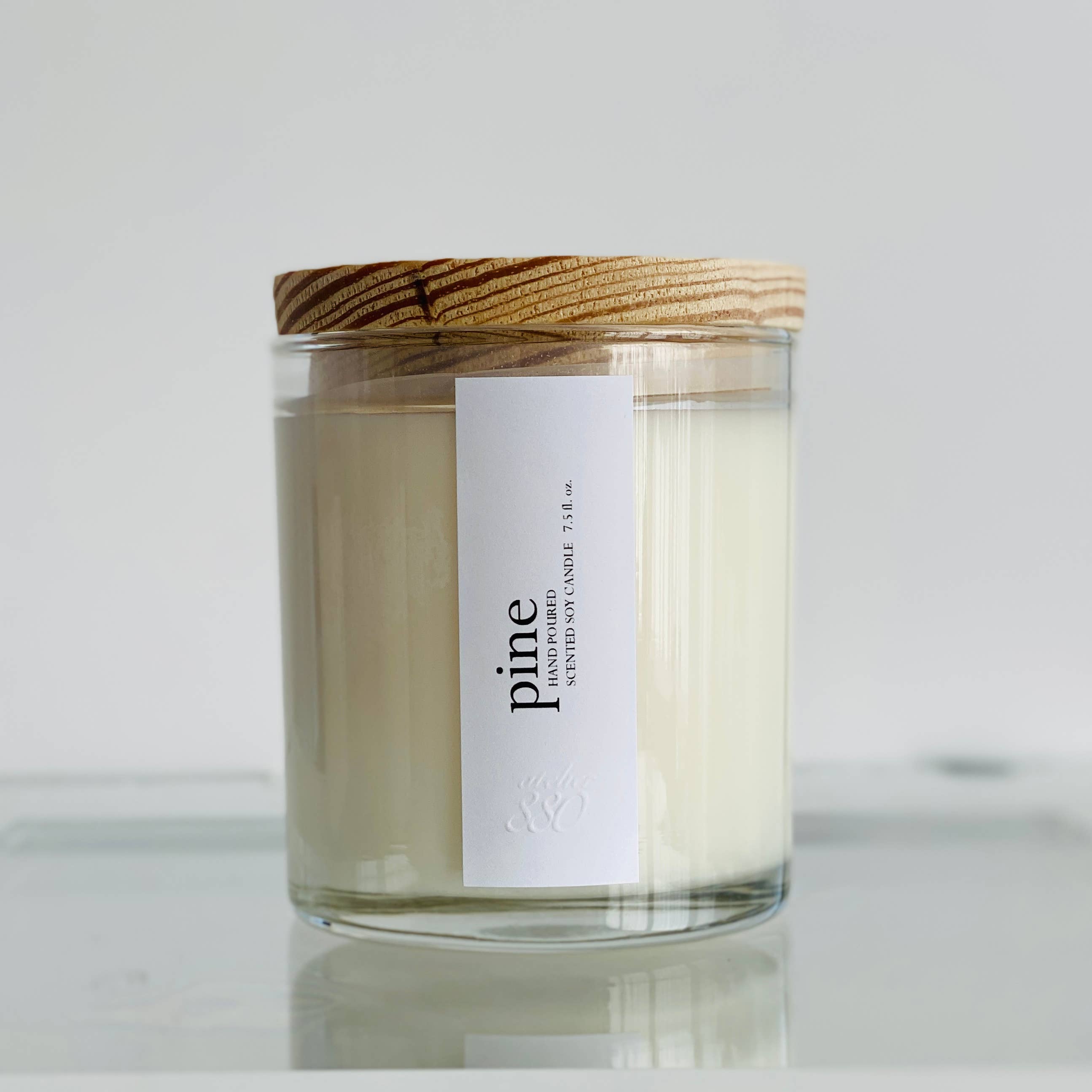 Atelier 880 – Vela em jarro/copo por atacado – Vela de Soja com Aroma de Pinheiro | Eucalipto Herbal1