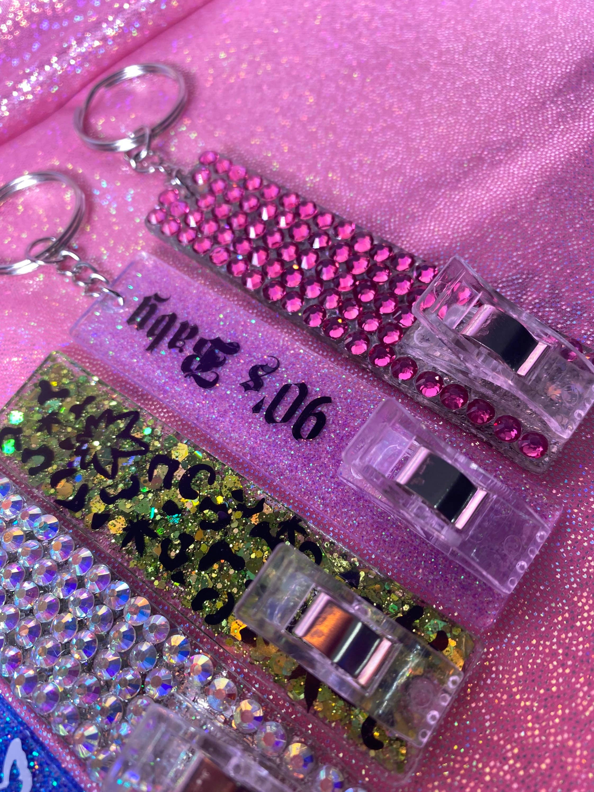 Xclusiive Xperience - Wholesale Keychain - Women's - Credit Card Grabber | Debit Card Grabber| Card Grabber4