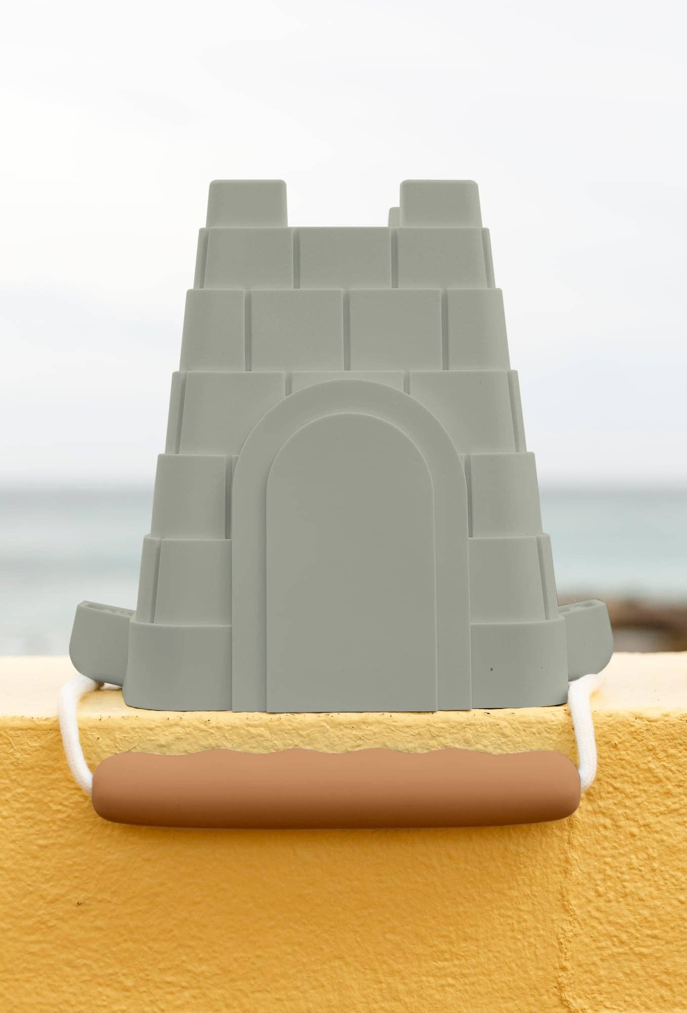 Coast Kids - Venta al por mayor Juguetes de playa/piscina - Niños y bebés - Cubo Clovelly con forma de castillo - nuevo cubo de silicona4