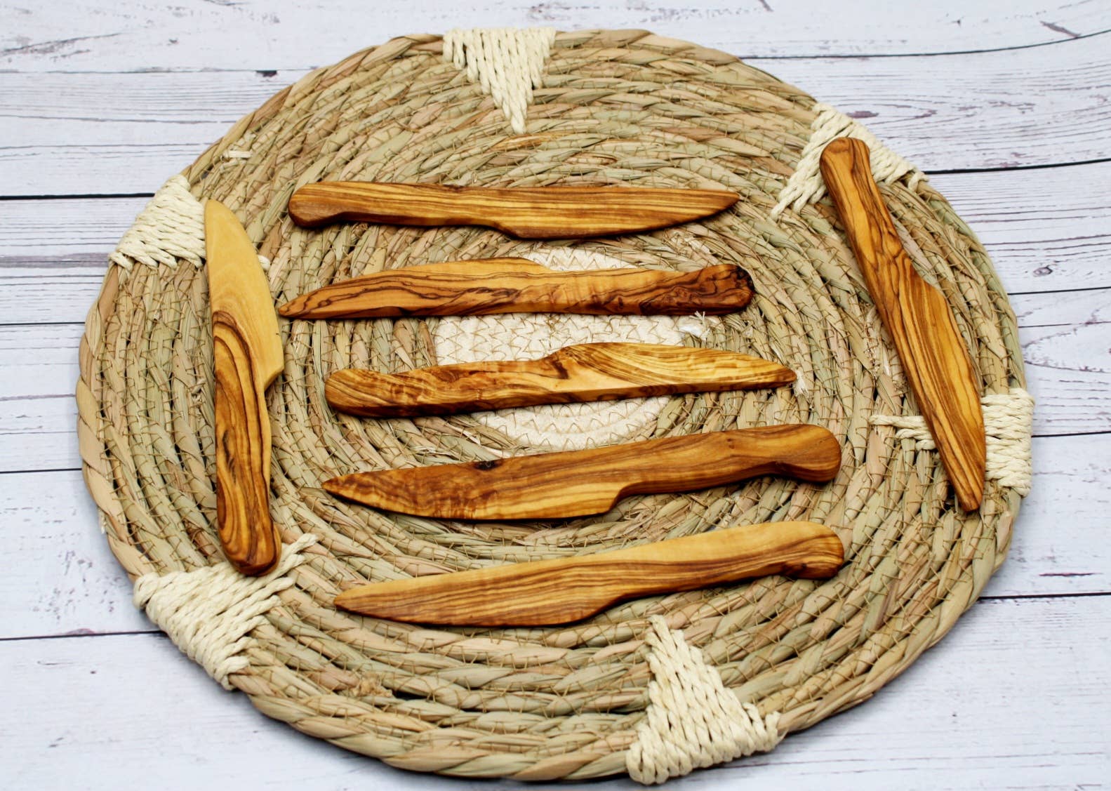 DAGDEG - Vente Ustensile de service - Couteau à beurre en bois d'olivier 20 cm2