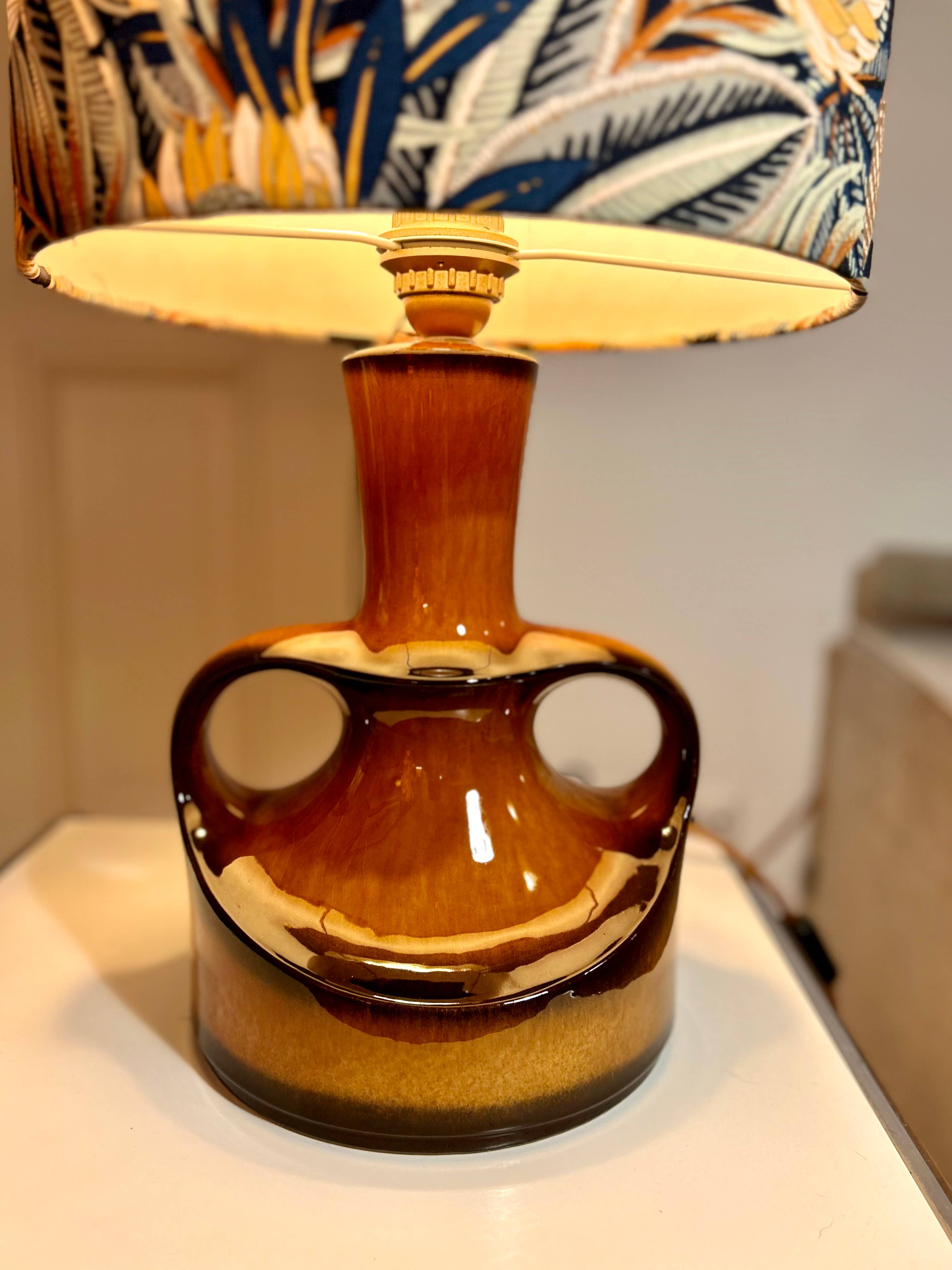 Roomlight Studio – Großhandel Akzent-/Schreibtischleuchte – Mid Century Keramik Lampe von Göbel - West German Pottery1