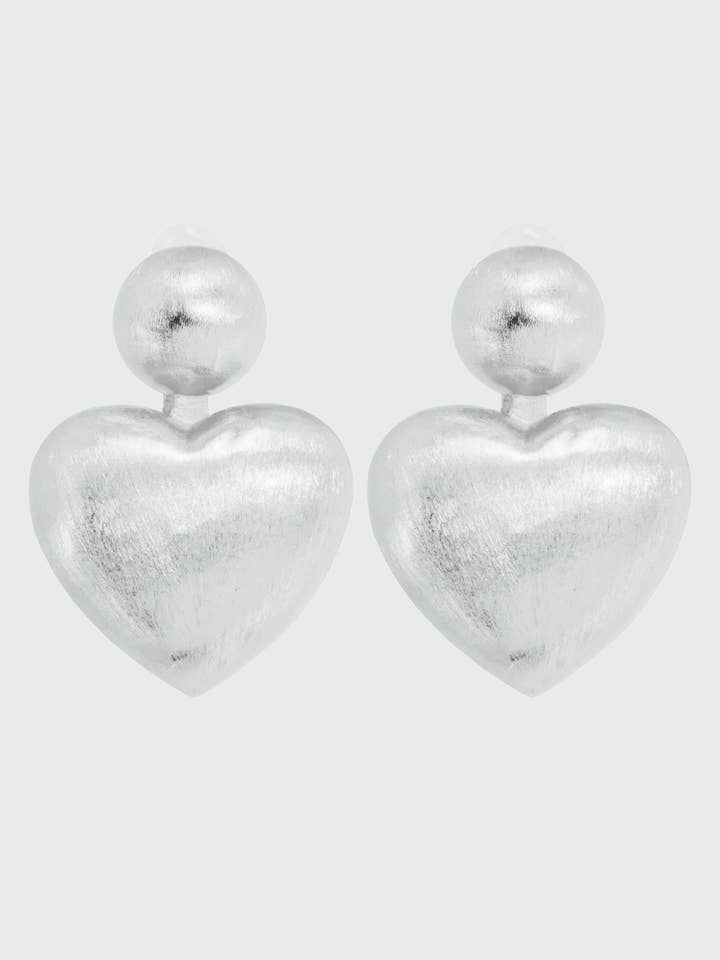 Rubacuori - Verzilverde statement hart oorclips voor wholesale door Filippa Firenze