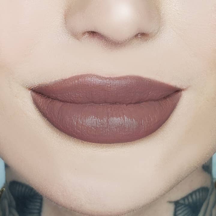 Broken Promises Co. - Wholesale Lipstick - Last Kiss Liquid Lipstick15