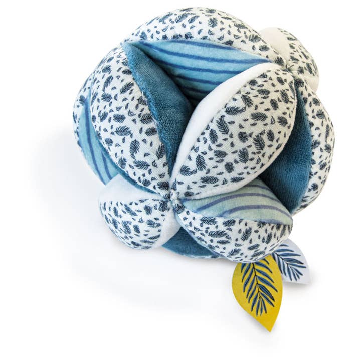 Yoka Sensory Balls with Rattle – Assortment of 3 for wholesale by Doudou Et Compagnie