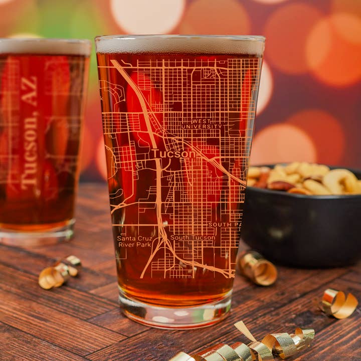 Carte en verre de Tucson AZ - Choisissez parmi plus de 40 couleurs pour la vente par Blue Ridge Mountain Gifts