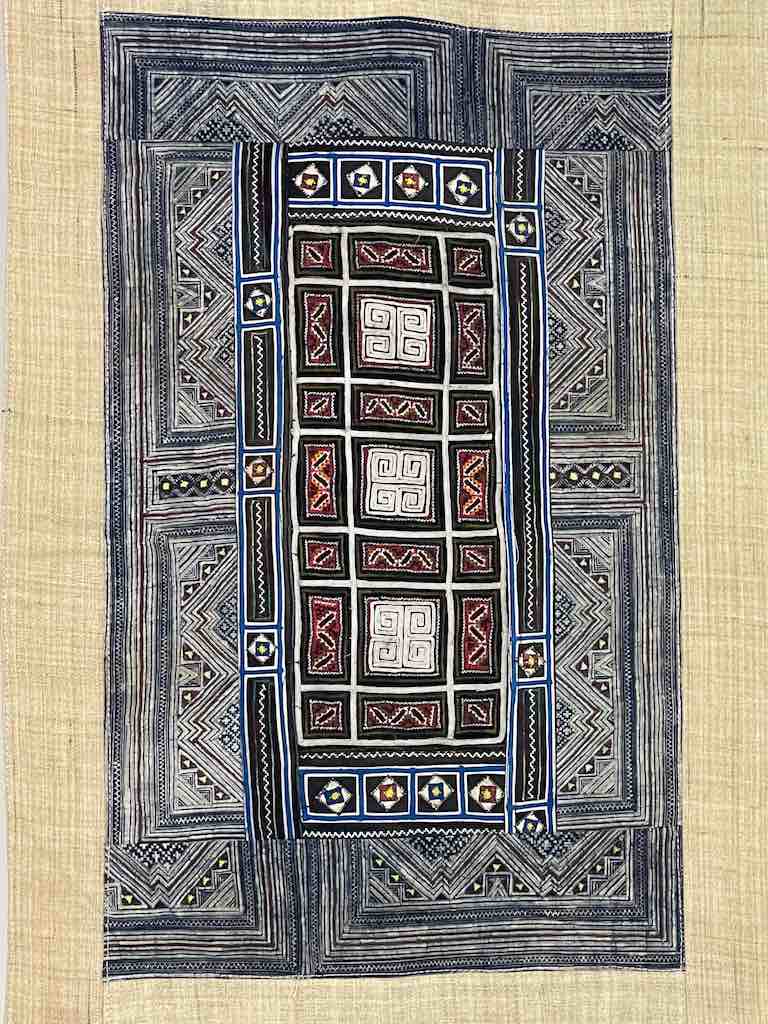 The Niger Bend - Vente Tapisserie/textile - Tenture murale décorative en lin avec tissu vietnamien tribal hmong vintage1