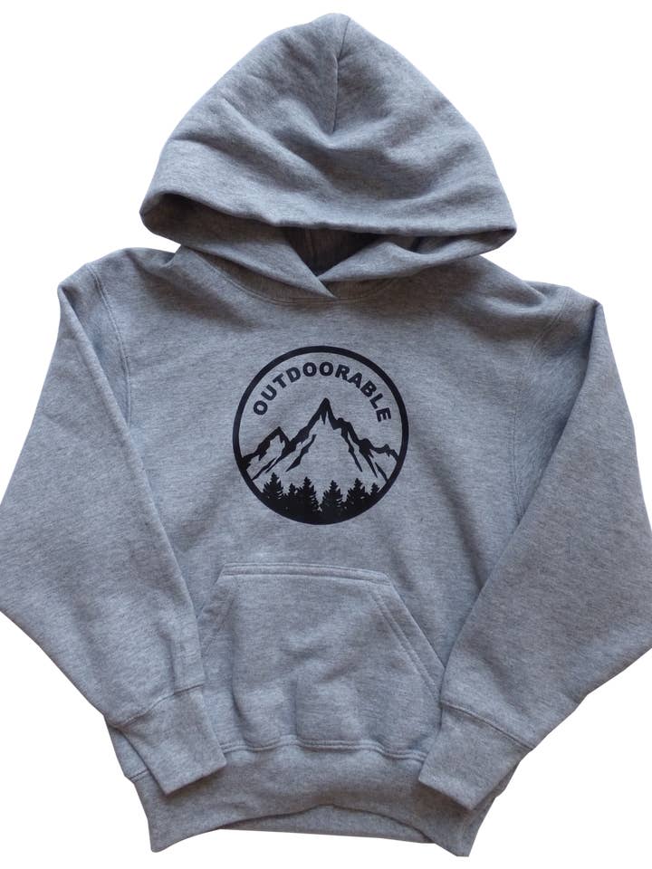Sweat à capuche gris lourd pour la vente par Outdoorable Apparel