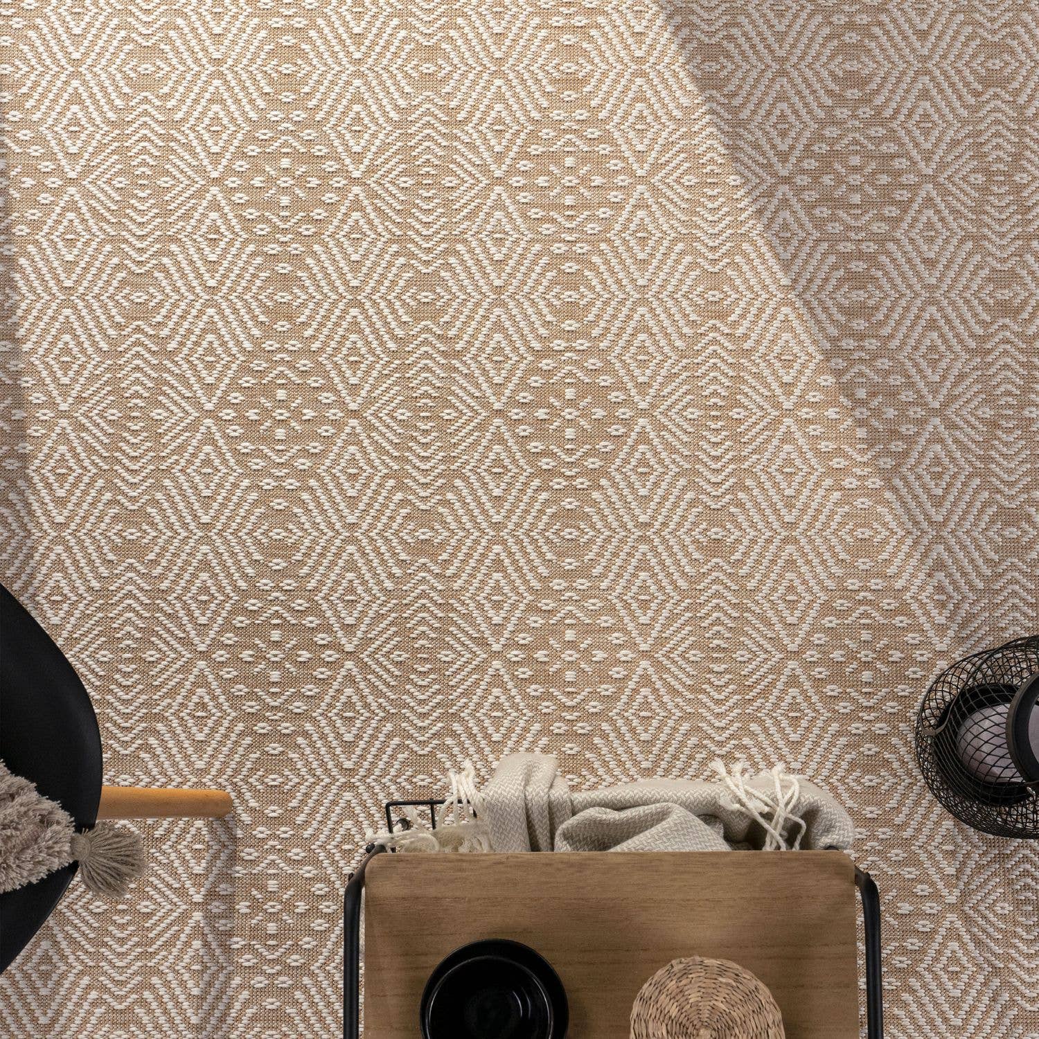 Paco Home - Wholesale Area Rug - Indoor & Outdoor Rug Captera with Aztec Pattern1