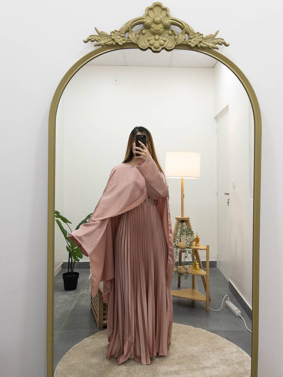 IDEAL OUTFIT - Vente Robe – femme - Abaya fluide plissée avec cape intégrée en satin ref:Y1021