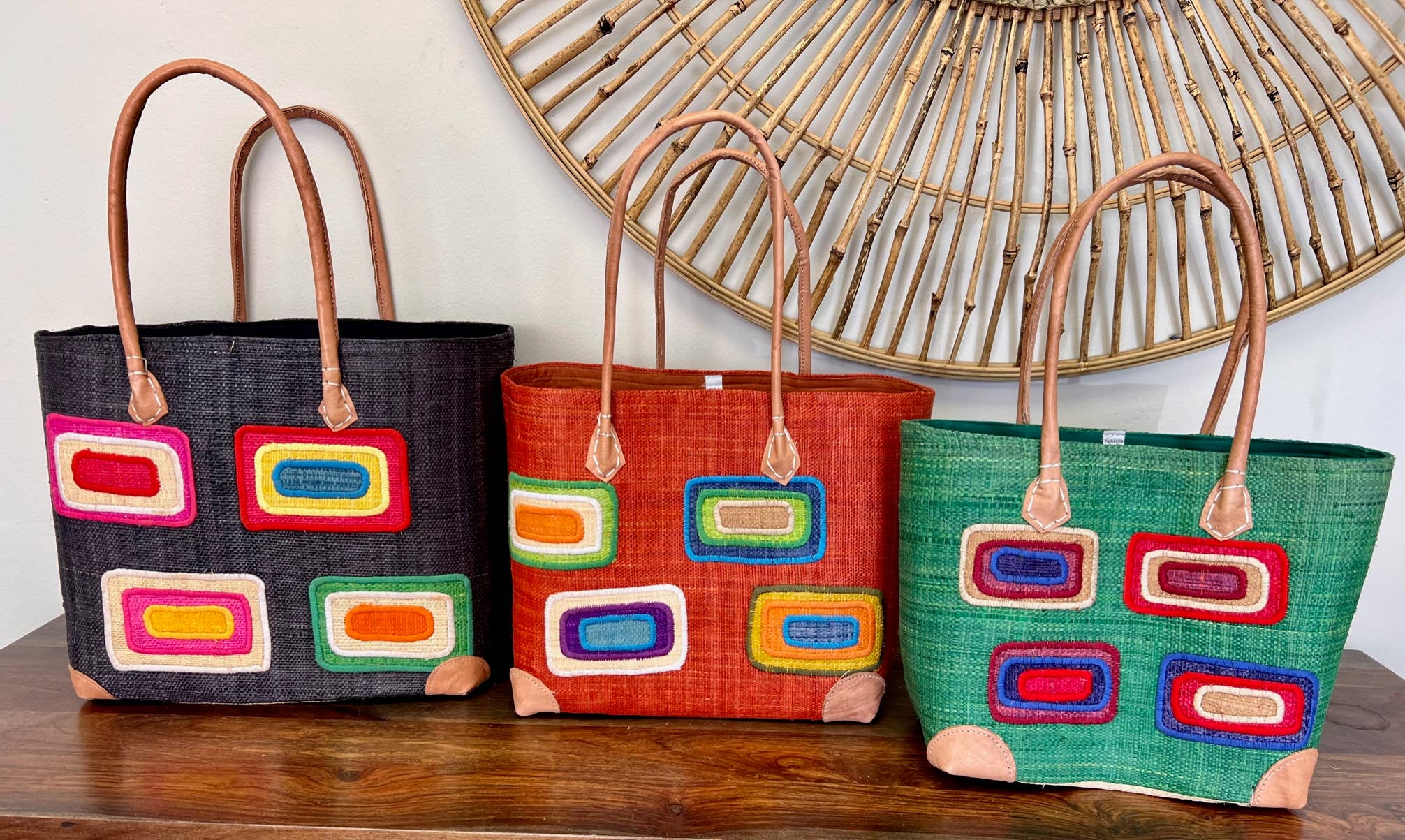 Resumo Saco Abstrato de Madagascar para venda a revendedores na Faire2