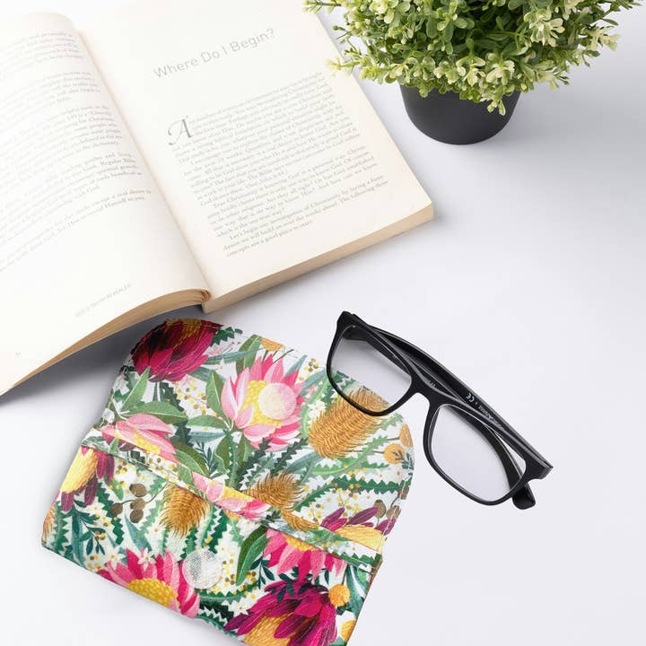 Diesel & Dutch - Wholesale Eyewear cases & holders – Women's - Bushland Botanicals Velour Glasses Case4