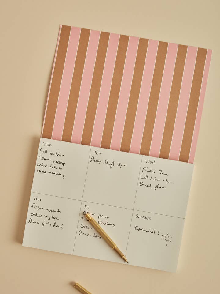 Planeador Semanal Risca Rosa e Castanho por atacado de Heather Evelyn