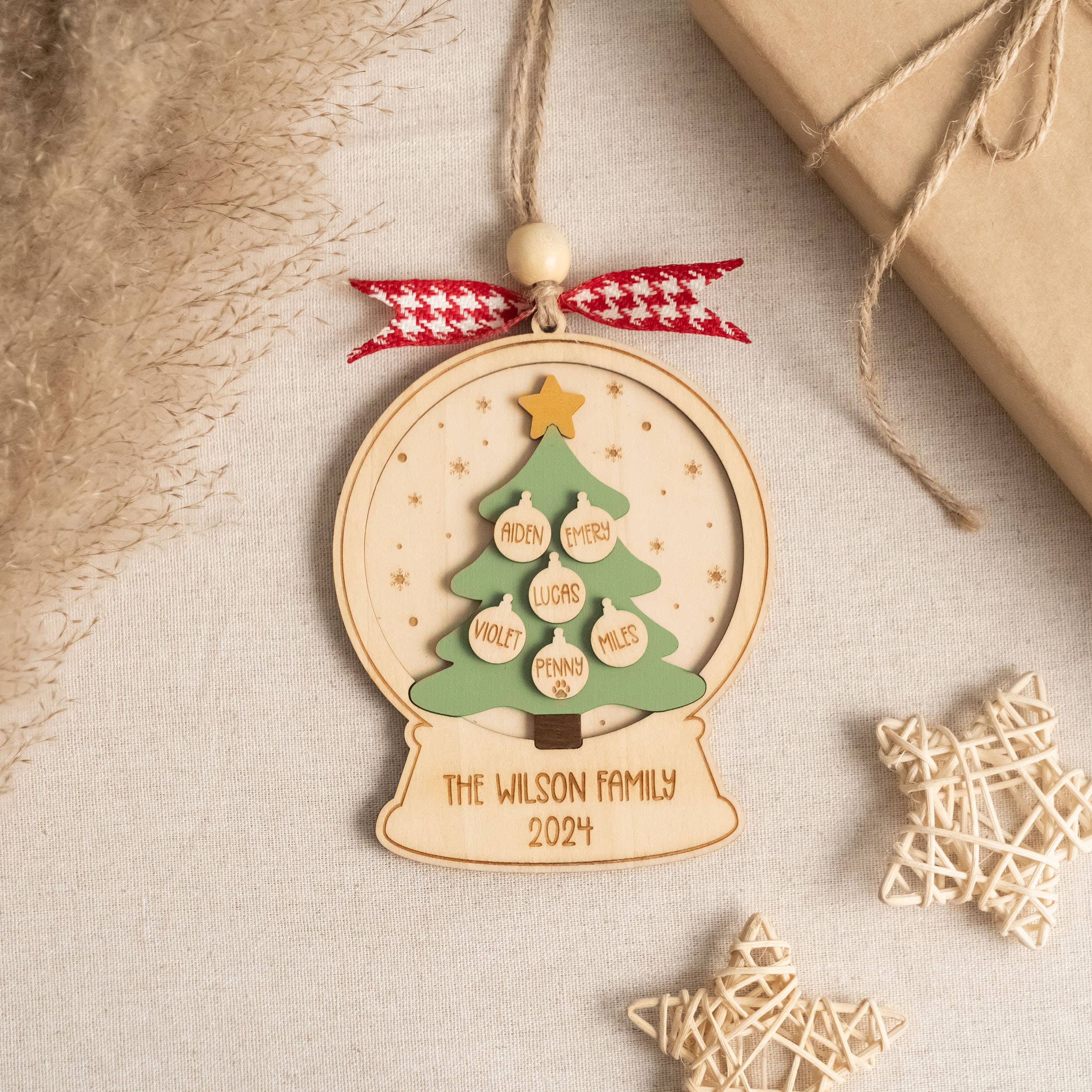 BearCrafts – Ornamento por atacado – Enfeite de árvore de Natal de família em madeira para decoração de férias R715