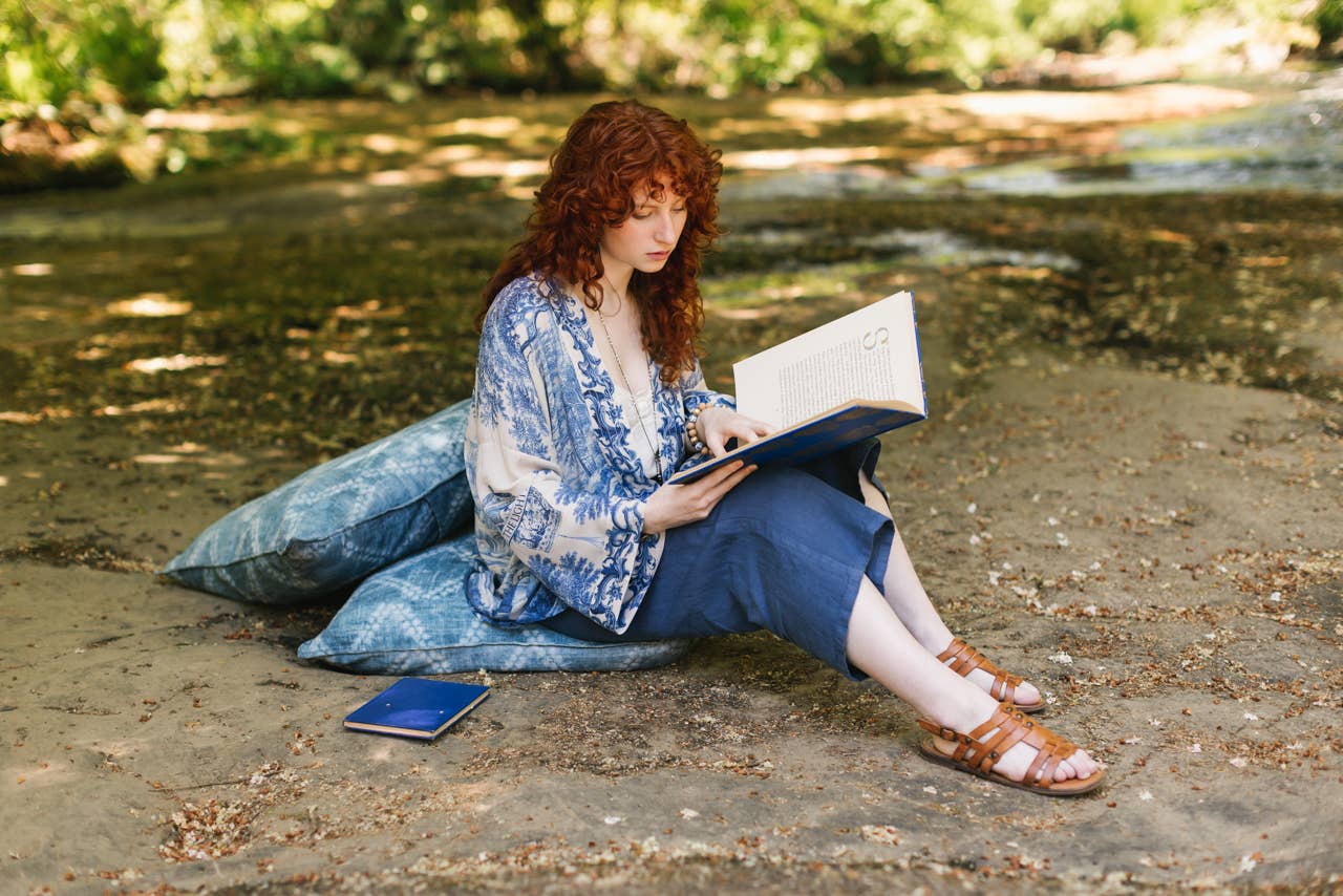 Market of Stars (USA) - Wholesale Kimono - Women's - Let The Light In Pixie Duster Cropped Kimono w/ Delft Print15